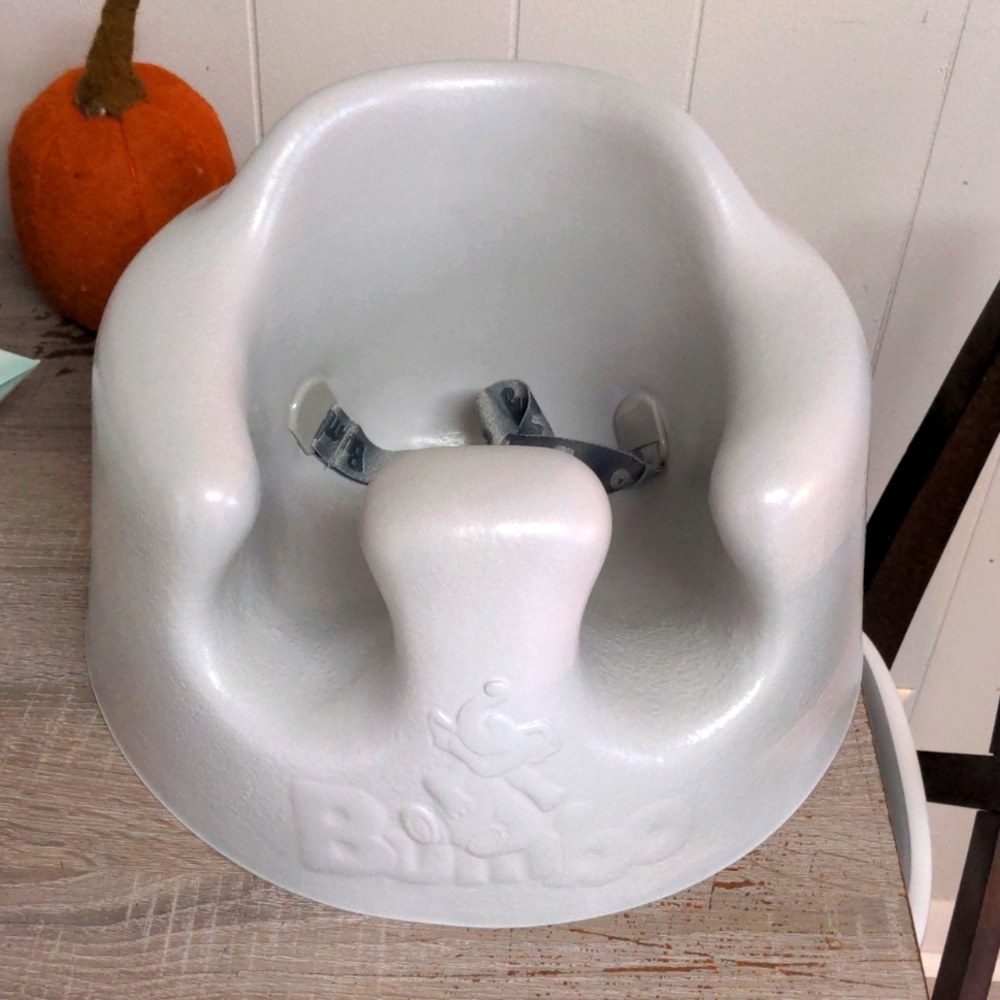 Bumbo seat